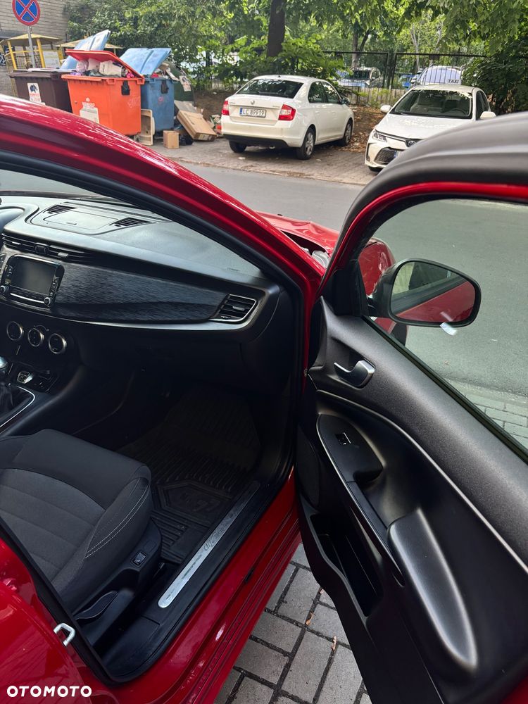 Alfa Romeo Giulietta 1.6 JTDM 16V Lusso - 8