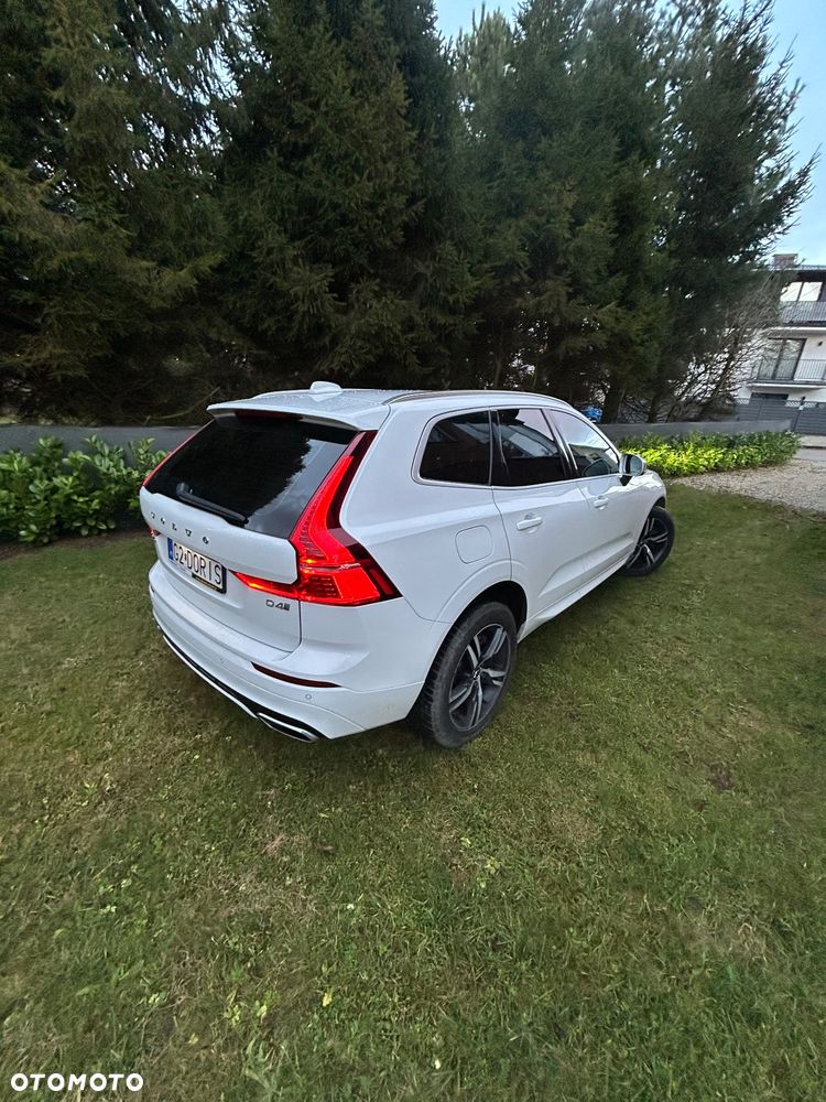 Volvo XC 60 D4 R-Design - 4