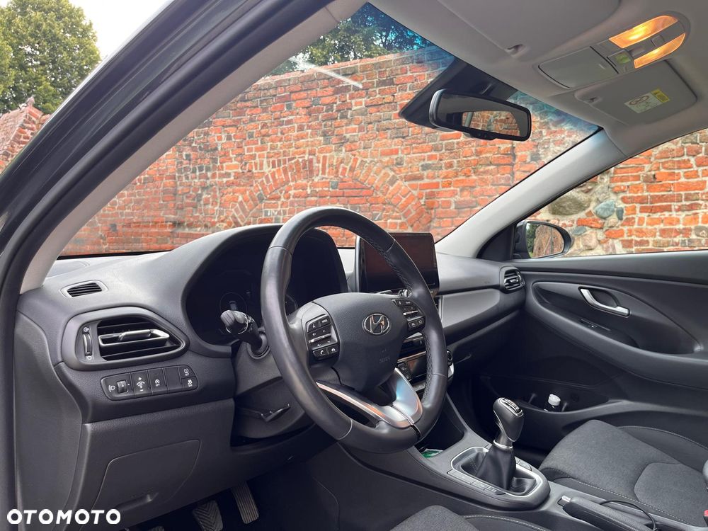 Hyundai i30 1.0 T-GDI 48V-Hybrid Connect & Go - 10