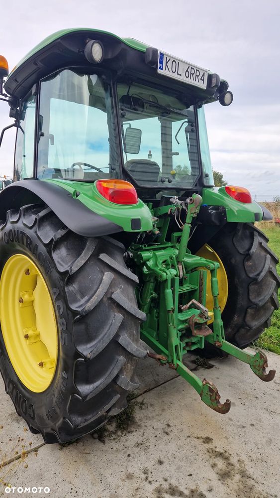 John Deere 5070M - 3