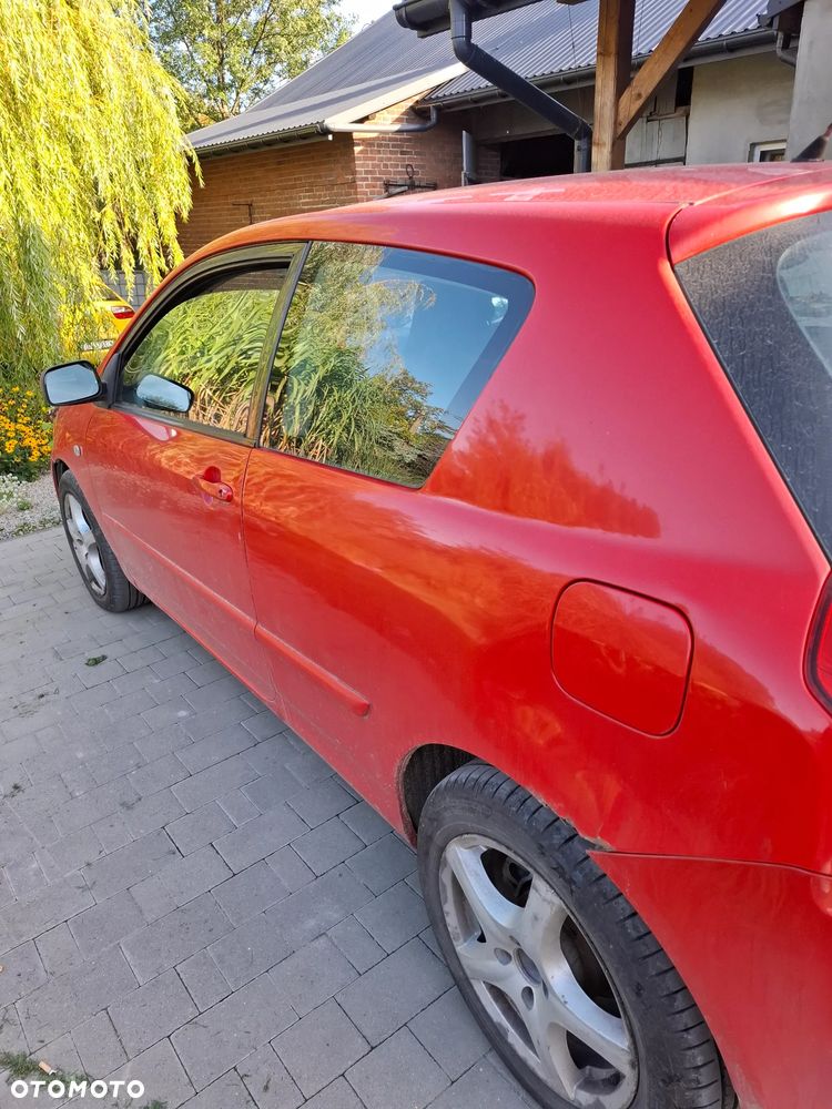 Toyota Corolla - 3