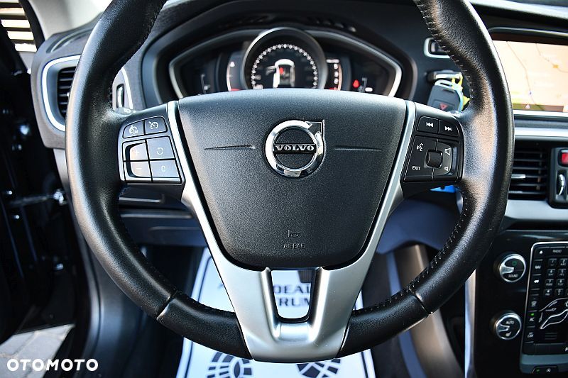 Volvo V40 Cross Country D2 Momentum - 12