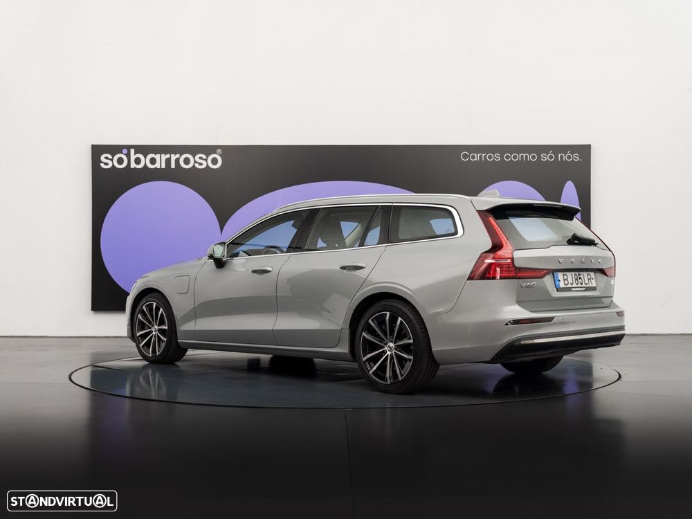Volvo V60 2.0 T6 AWD TE Essential - 4