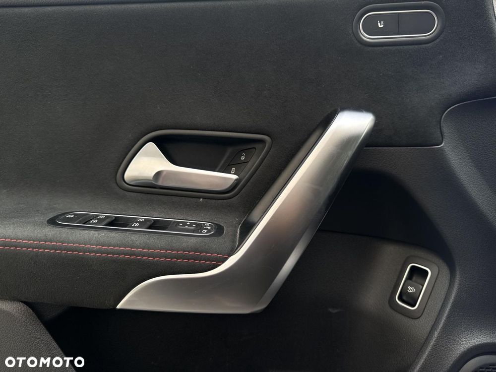 Mercedes-Benz Klasa A 200 AMG Line 7G-DCT - 11