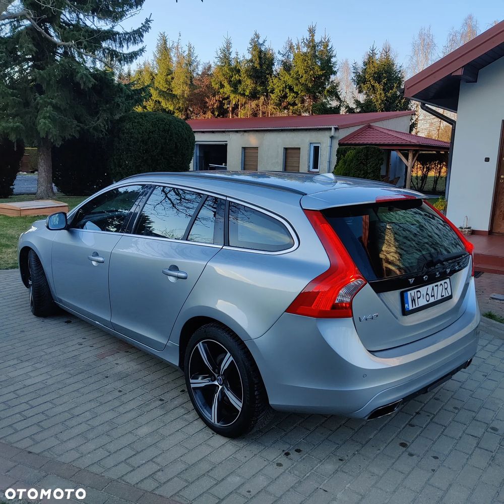 Volvo V60 D4 Drive-E Summum - 4