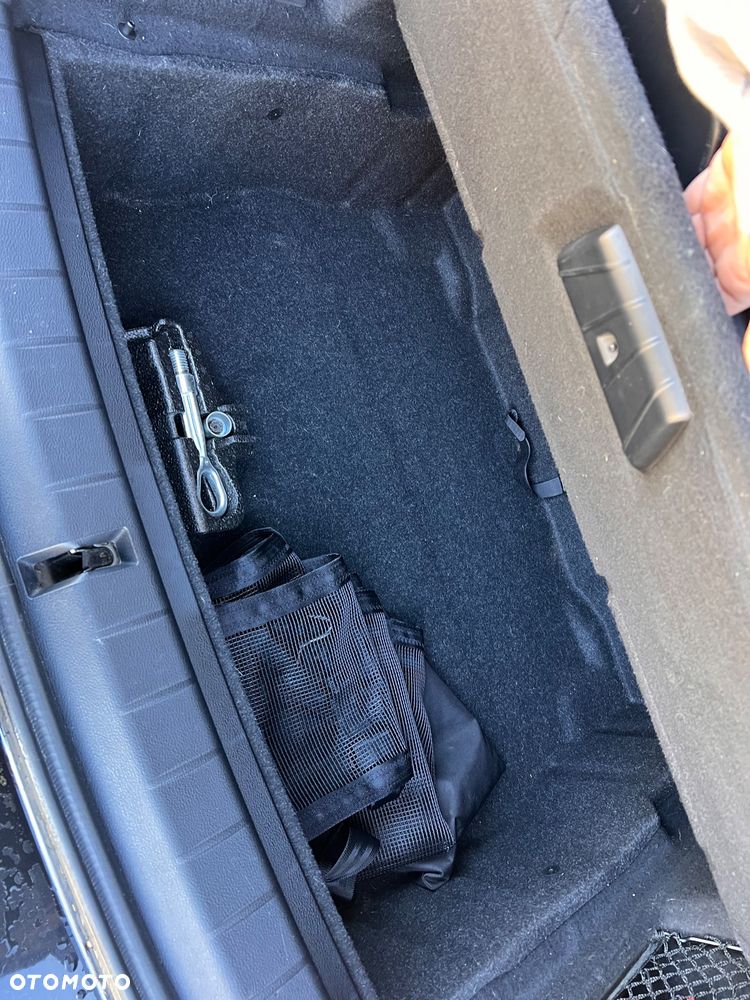 BMW X1 xDrive20d Sport Line - 27