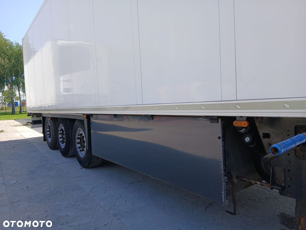 Schmitz Cargobull SKO 24/L - 4