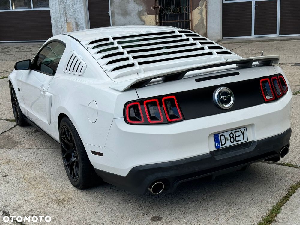 Ford Mustang - 3