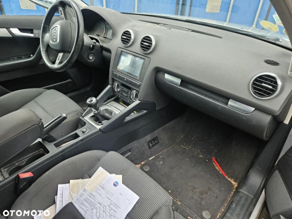 Audi A3 Sportback 2.0 TDI DPF Ambiente - 20