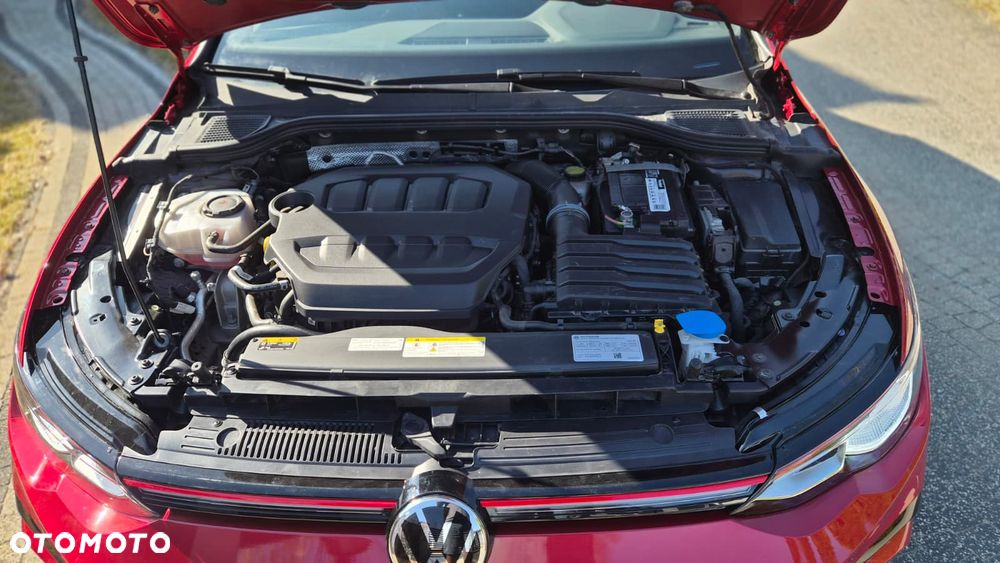 Volkswagen Golf - 33