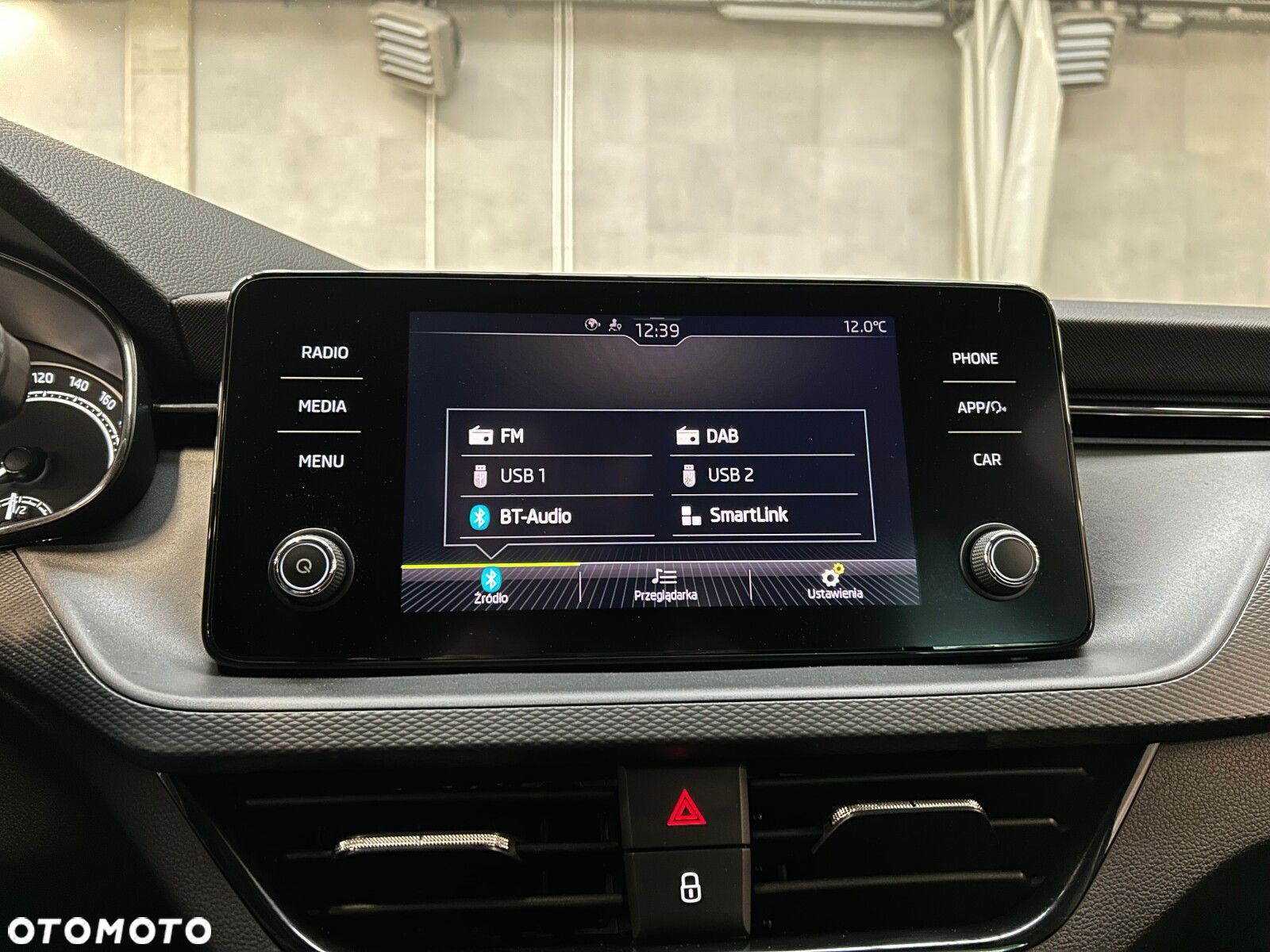 Skoda Kamiq 1.5 TSI Ambition DSG - 25