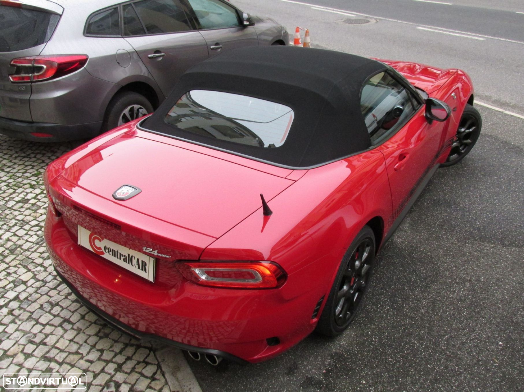 Abarth 124 Spider 1.4 T Multiair - 33