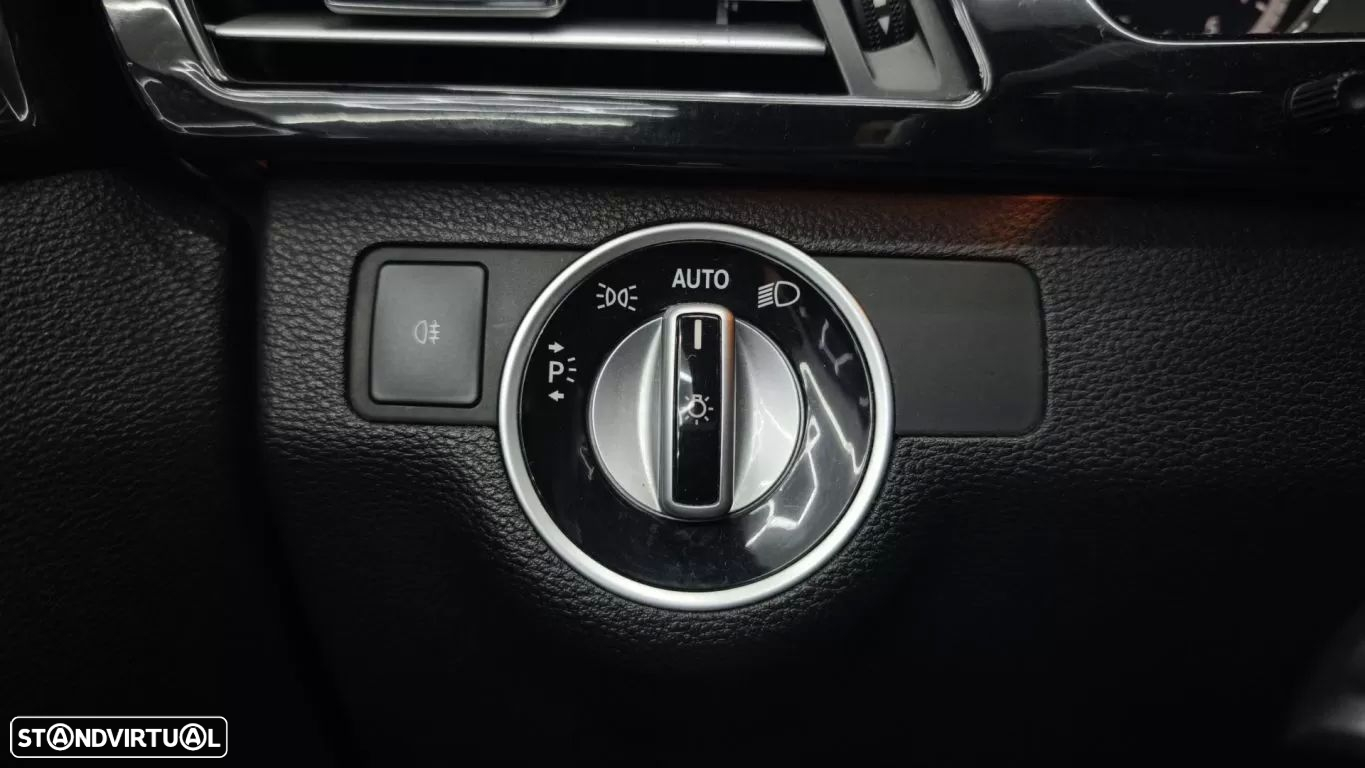 Mercedes-Benz E 220 - 31