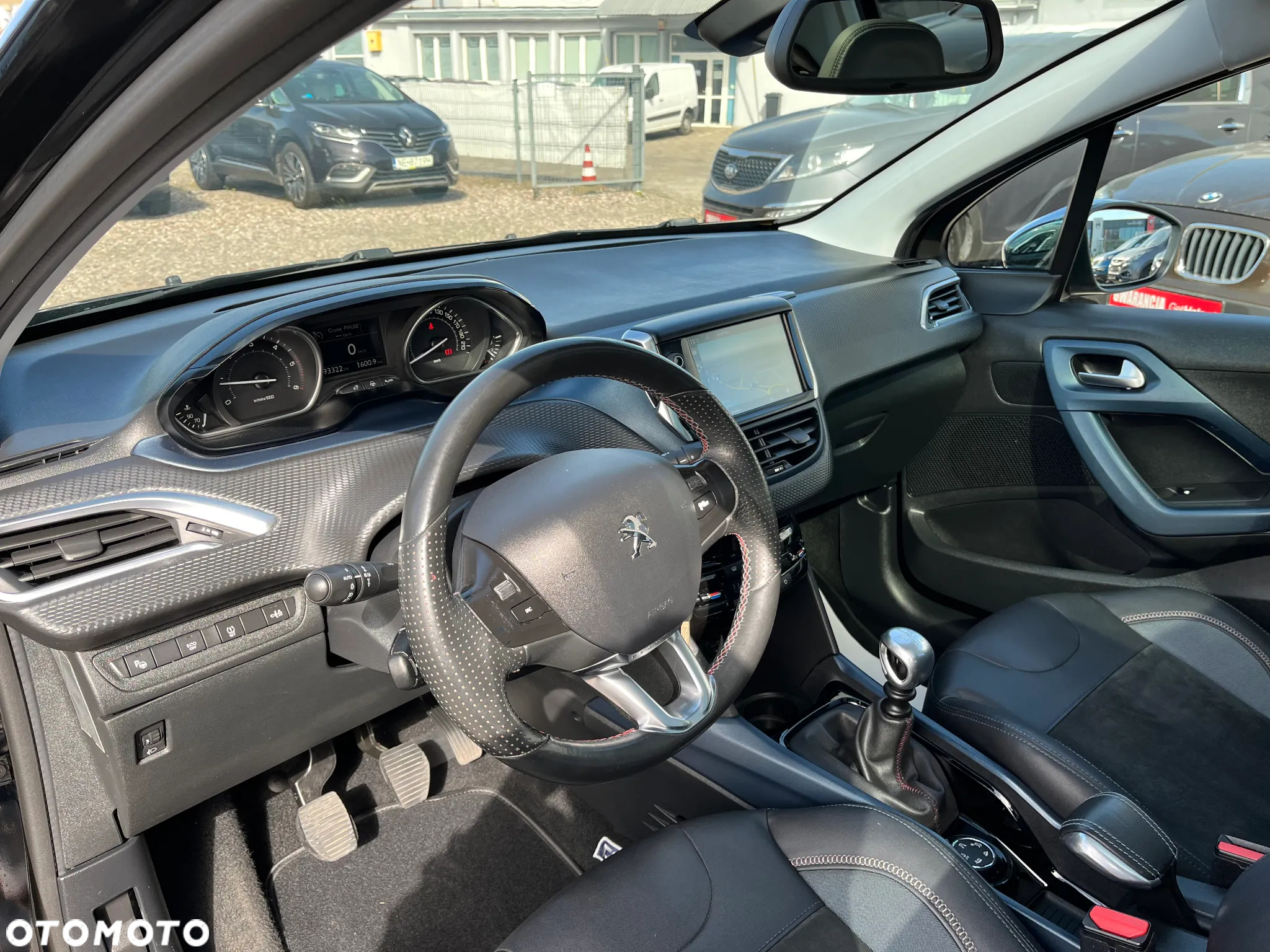 Peugeot 2008 - 15