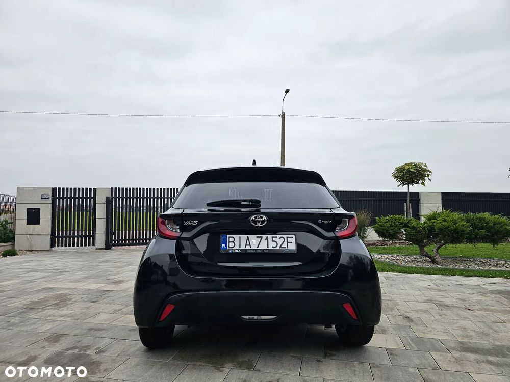 Toyota Yaris - 4