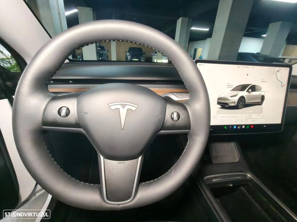 Tesla Model Y RWD - 28