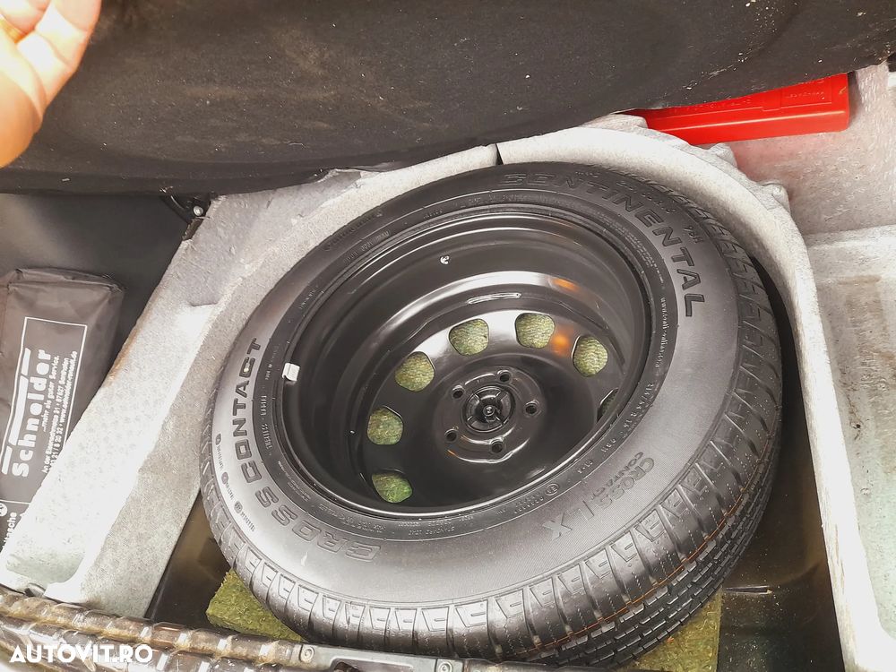 Dacia Duster 1.5 dCi 4x4 Prestige - 34