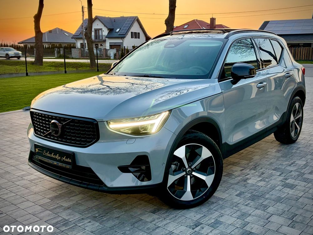 Volvo XC 40 B3 B DKG Plus Dark - 16