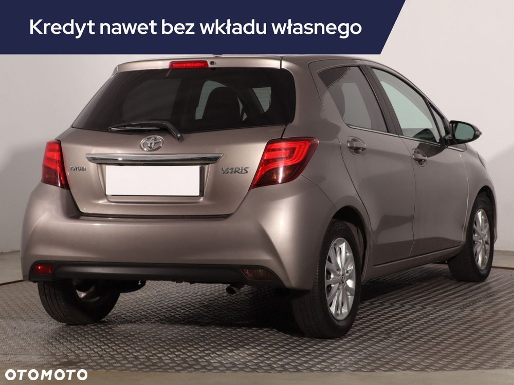 Toyota Yaris - 7