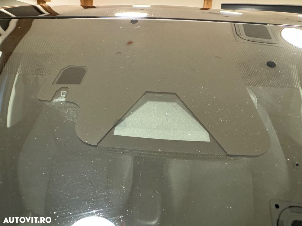 Toyota Yaris Hybrid 130 1.5 VVT-i Premiere Edition - 28