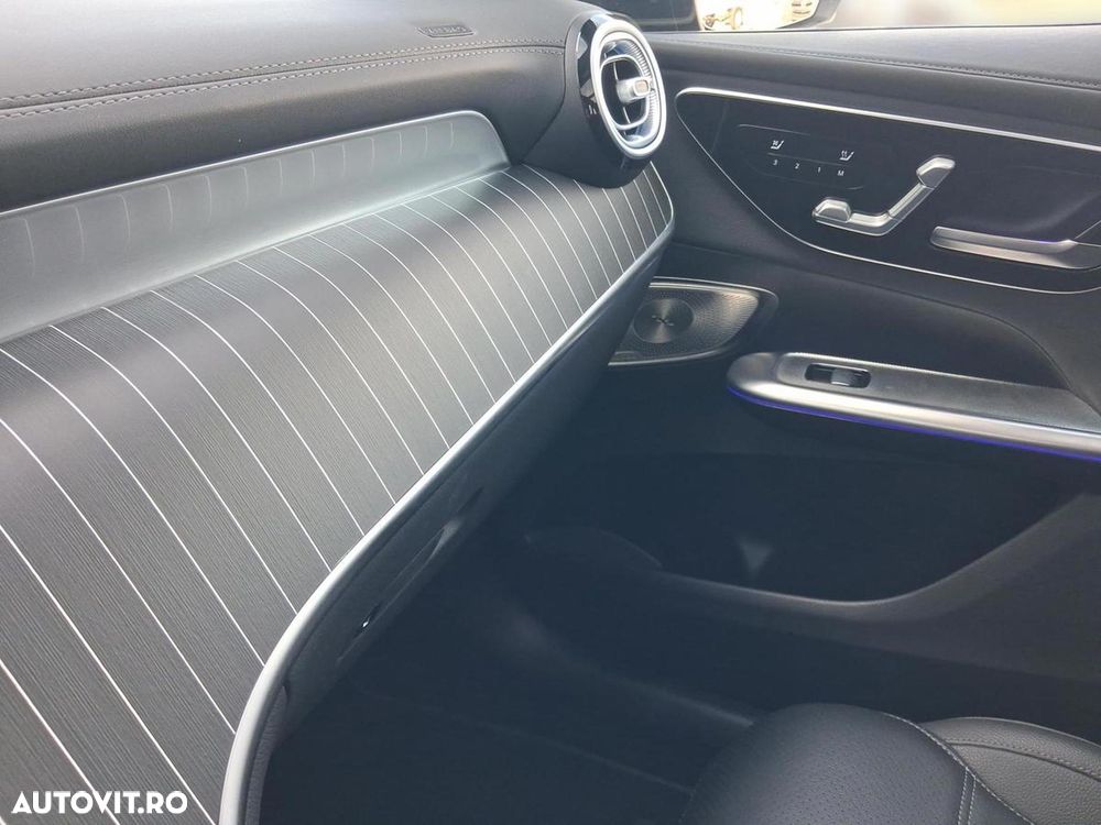 Mercedes-Benz GLC 300 d 4Matic 9G-TRONIC AMG Line Advanced - 29