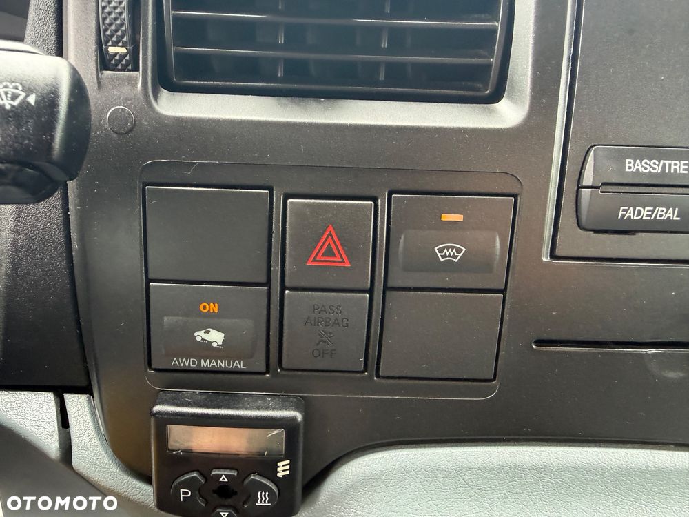 Ford Transit 2.2 TDCI L3H3 6 osobowy 4X4 AWD Salon PL - 25