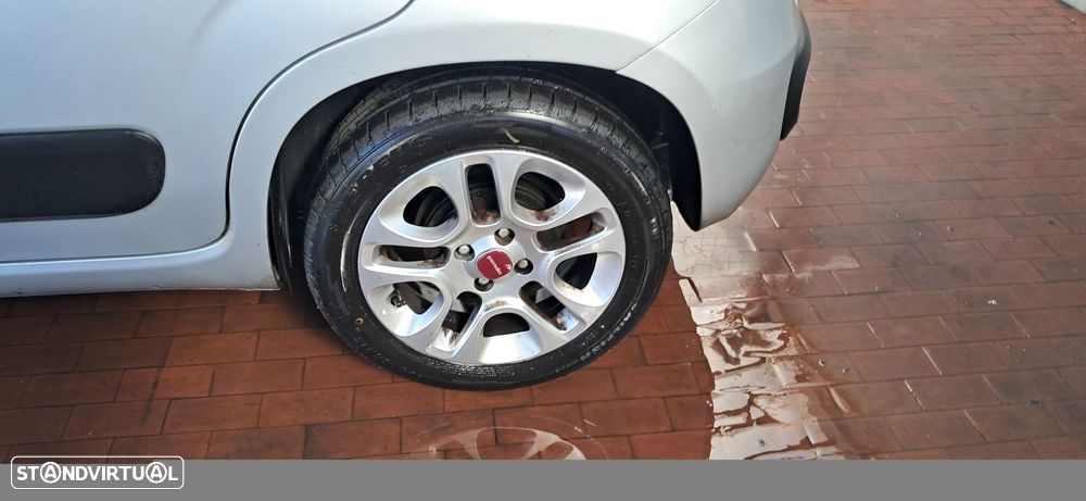 Fiat Panda 1.3 16V Multijet Lounge S&S - 3