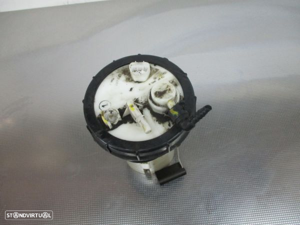 Bomba / Boia Combustivel  Toyota Avensis Combi (_T25_) - 3