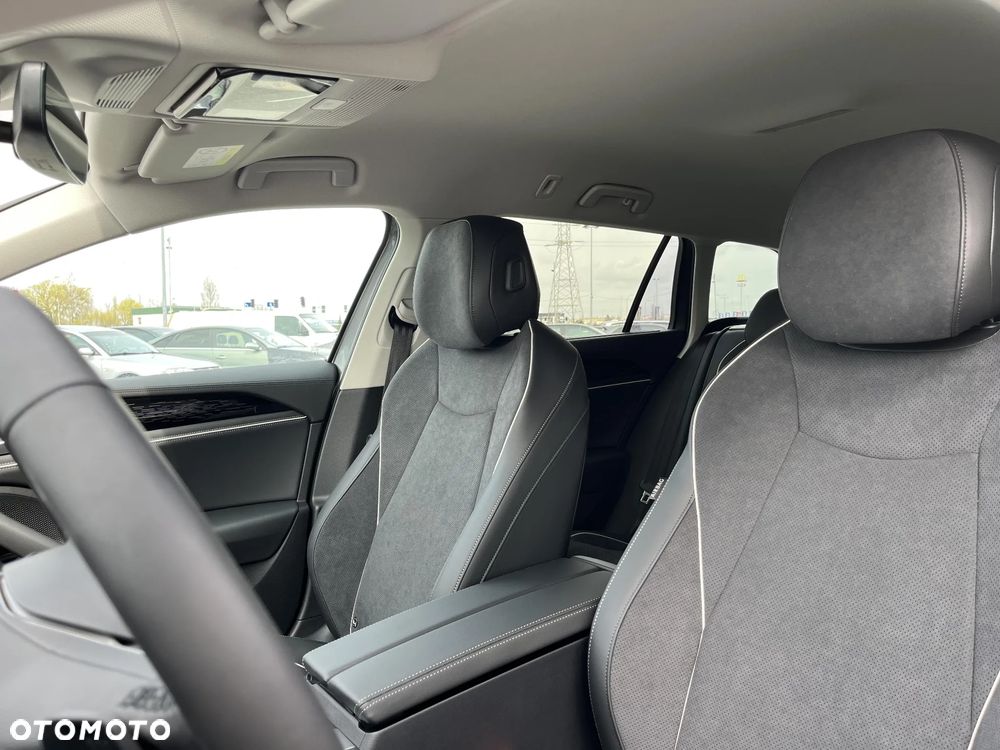Volkswagen Passat - 17