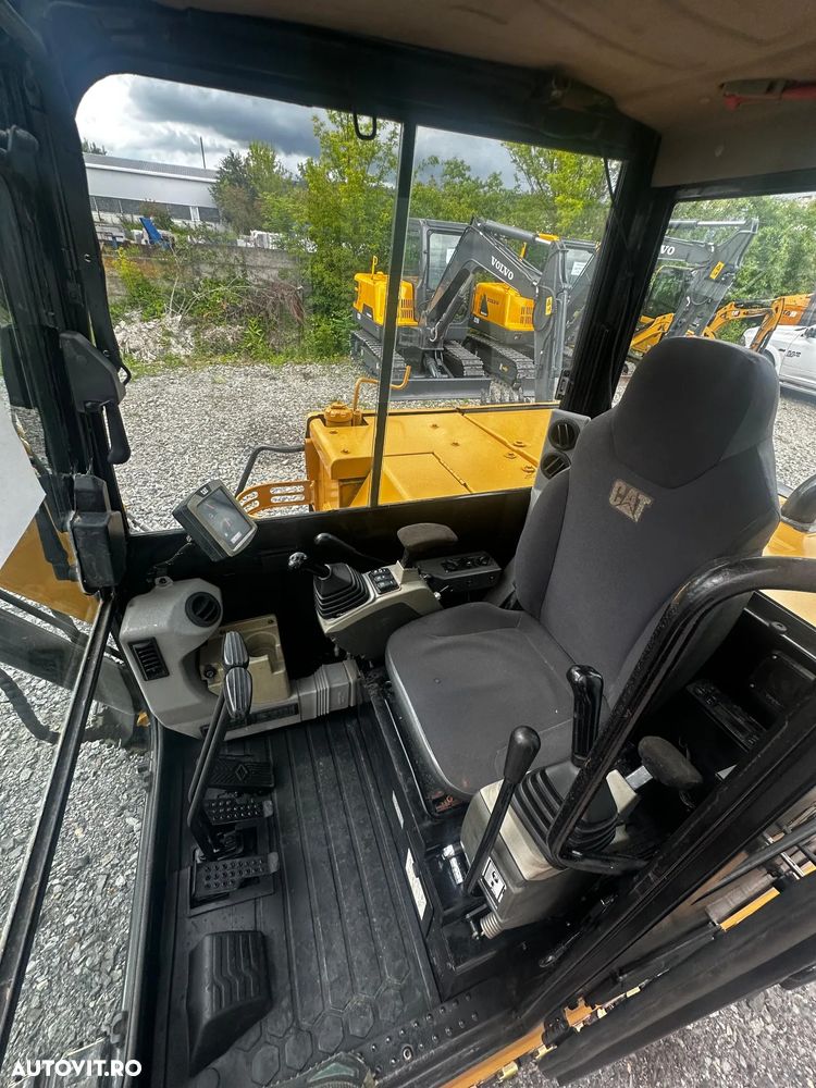 Caterpillar 305.5E2 - 13