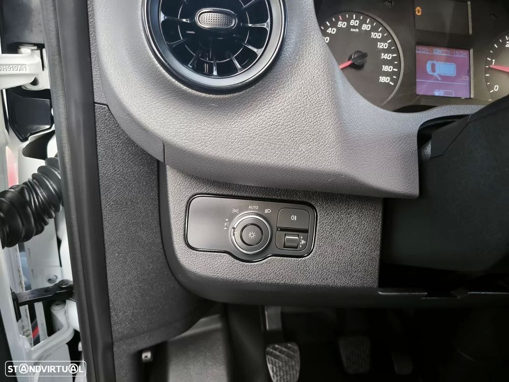 Mercedes-Benz Sprinter 316 Cdi IVA Dedutível - 21