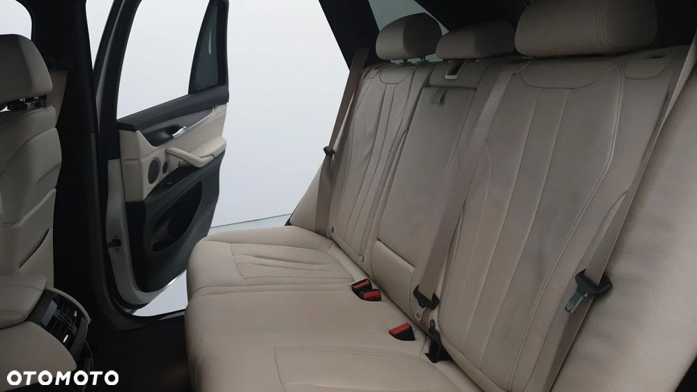 BMW X5 xDrive40e - 27