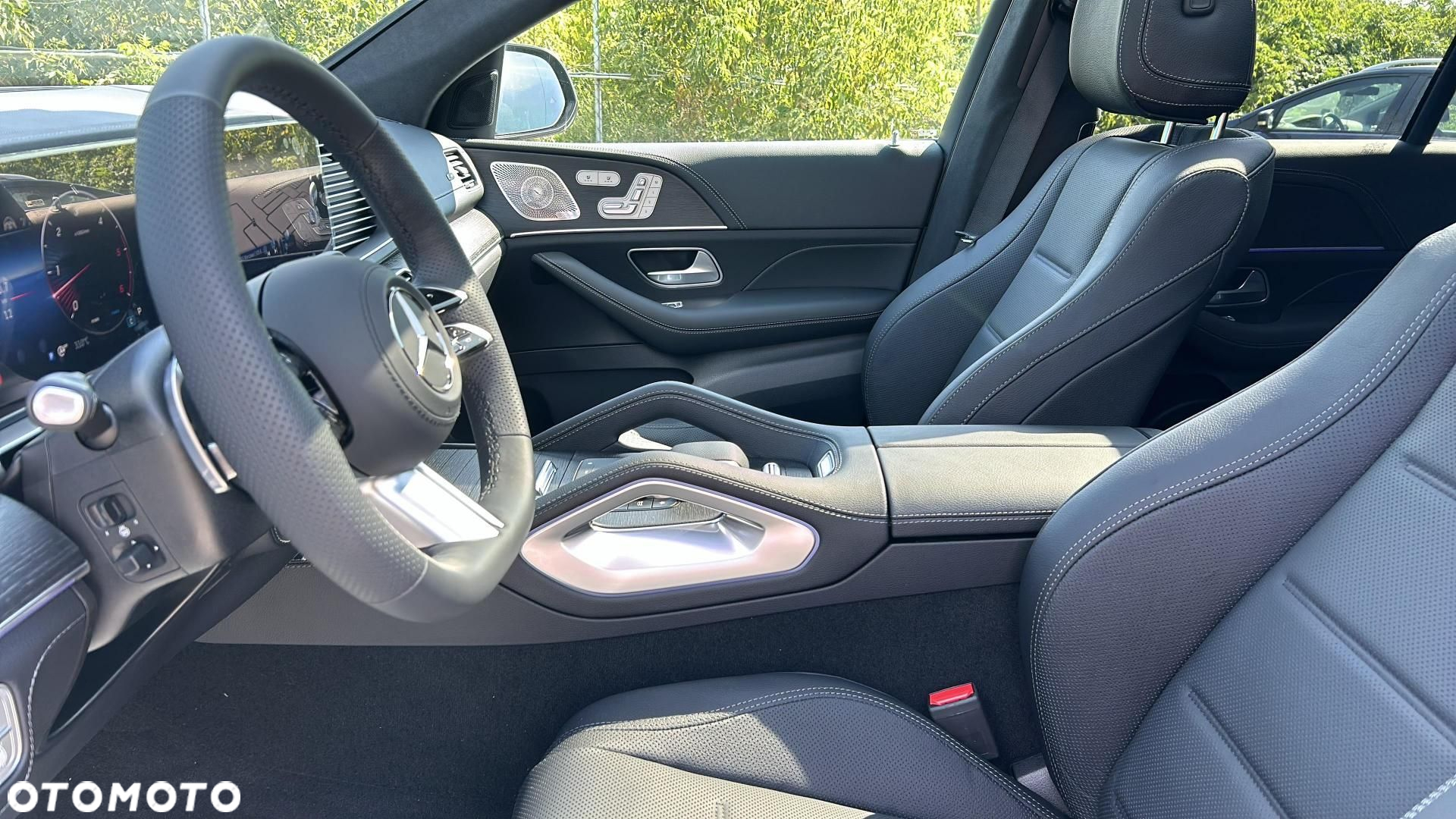 Mercedes-Benz GLE - 10
