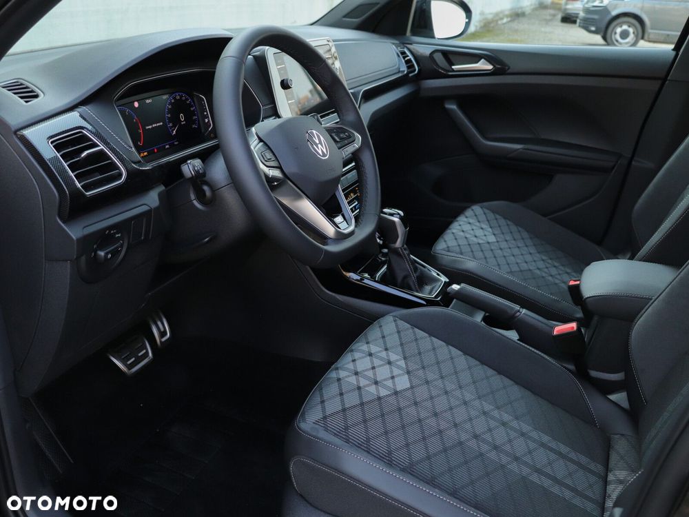Volkswagen T-Cross - 11