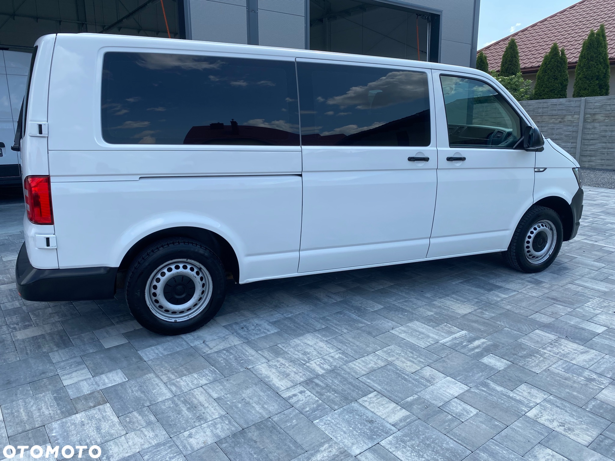 Volkswagen Transporter T6 TDI L2H2 - 8
