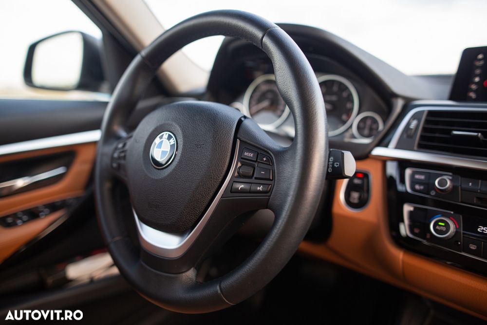 BMW Seria 3 318d Aut. Luxury Line - 17