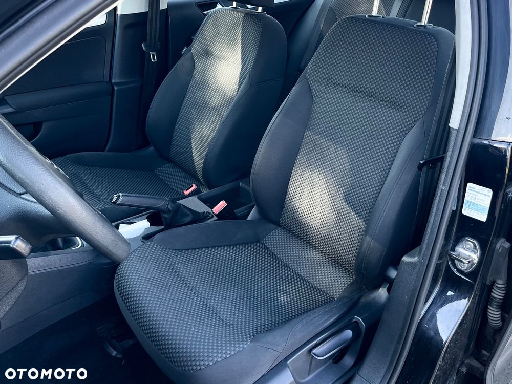 Volkswagen Jetta 1.6 TDI Comfortline - 6