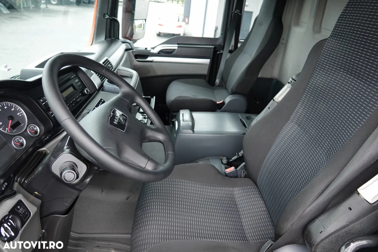 MAN TGS 35.400 / 8X4 / BASCULĂ 2 LATURĂ / HYDROBURT / BORDMATIC / EURO 5 - 28