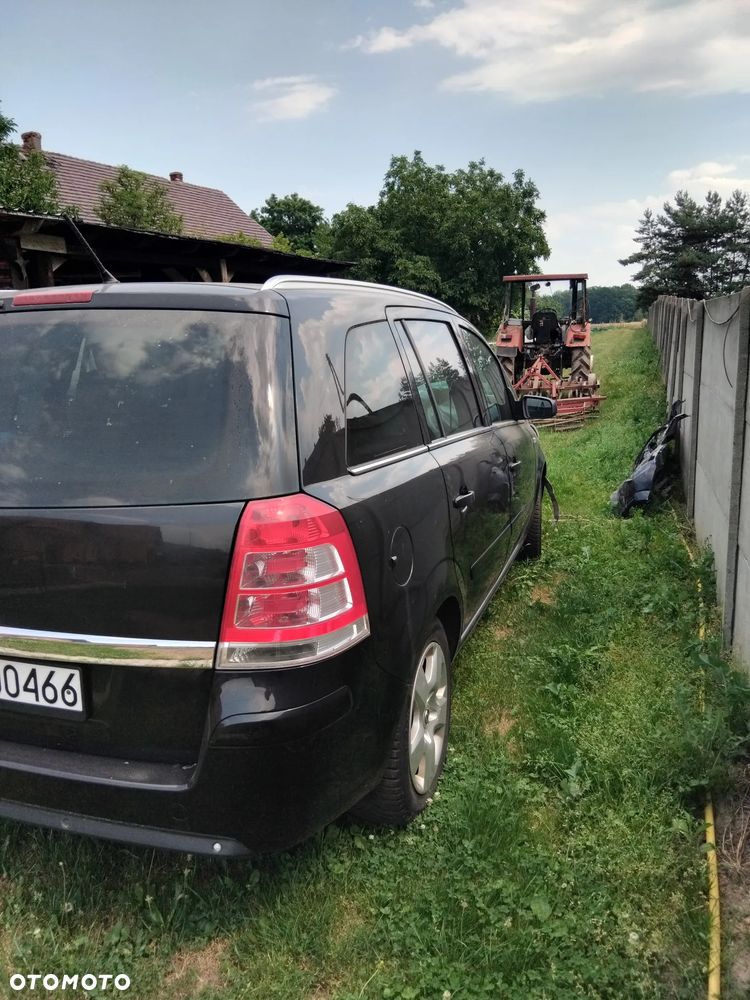 Opel Zafira 1.8 Design Edition - 6