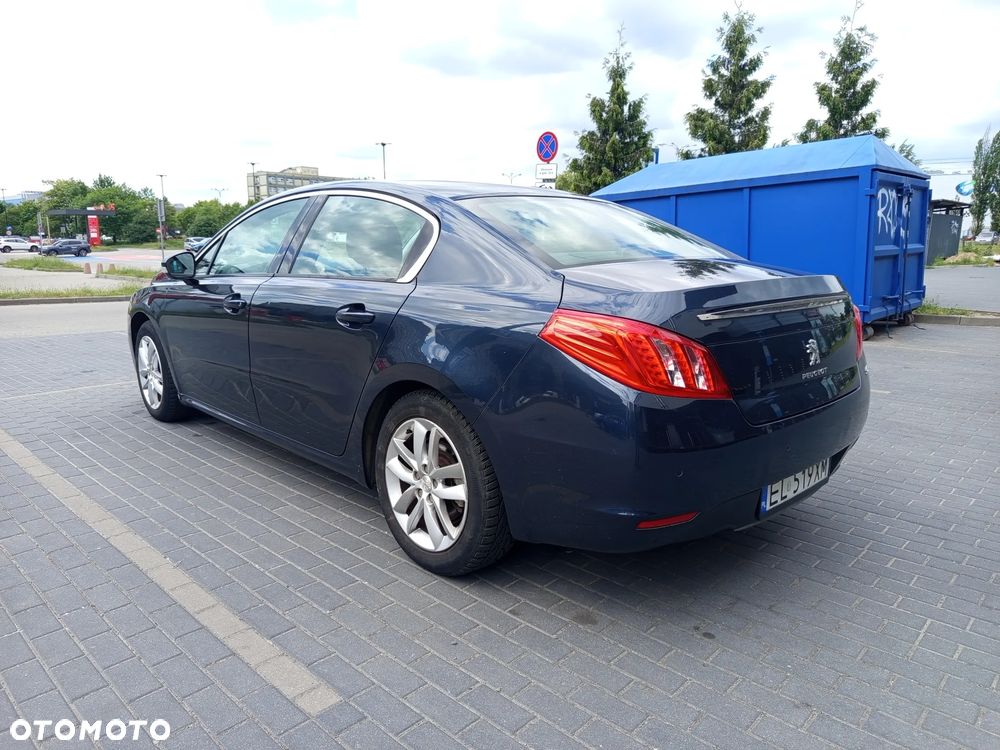 Peugeot 508 RXH 2.0 HDi HYbrid4 - 5