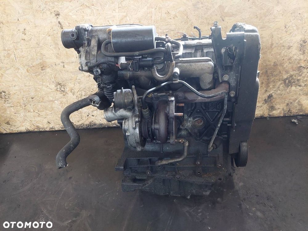 SILNIK POMPA WTRYSKI TURBO VOLVO V40 I S40 I 1.9 DI D4192T4 7700105102C - 1
