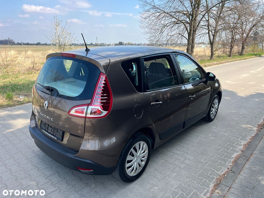Renault Scenic - 8