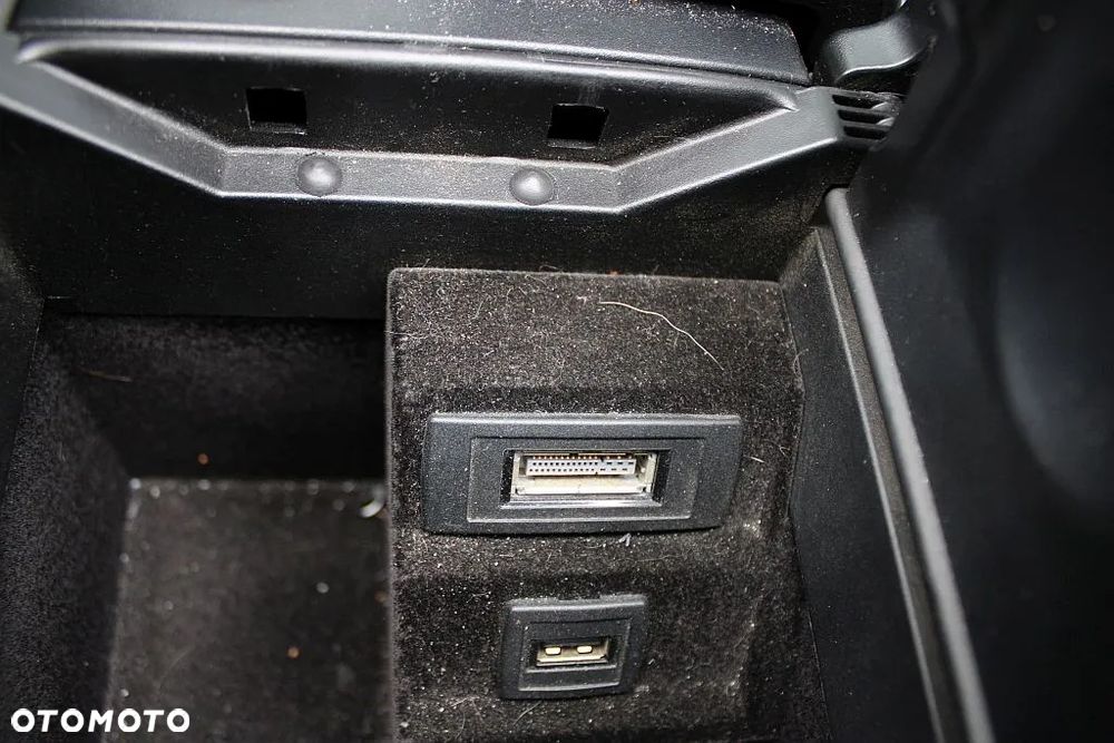 Mercedes-Benz SL 500 7G-TRONIC - 35