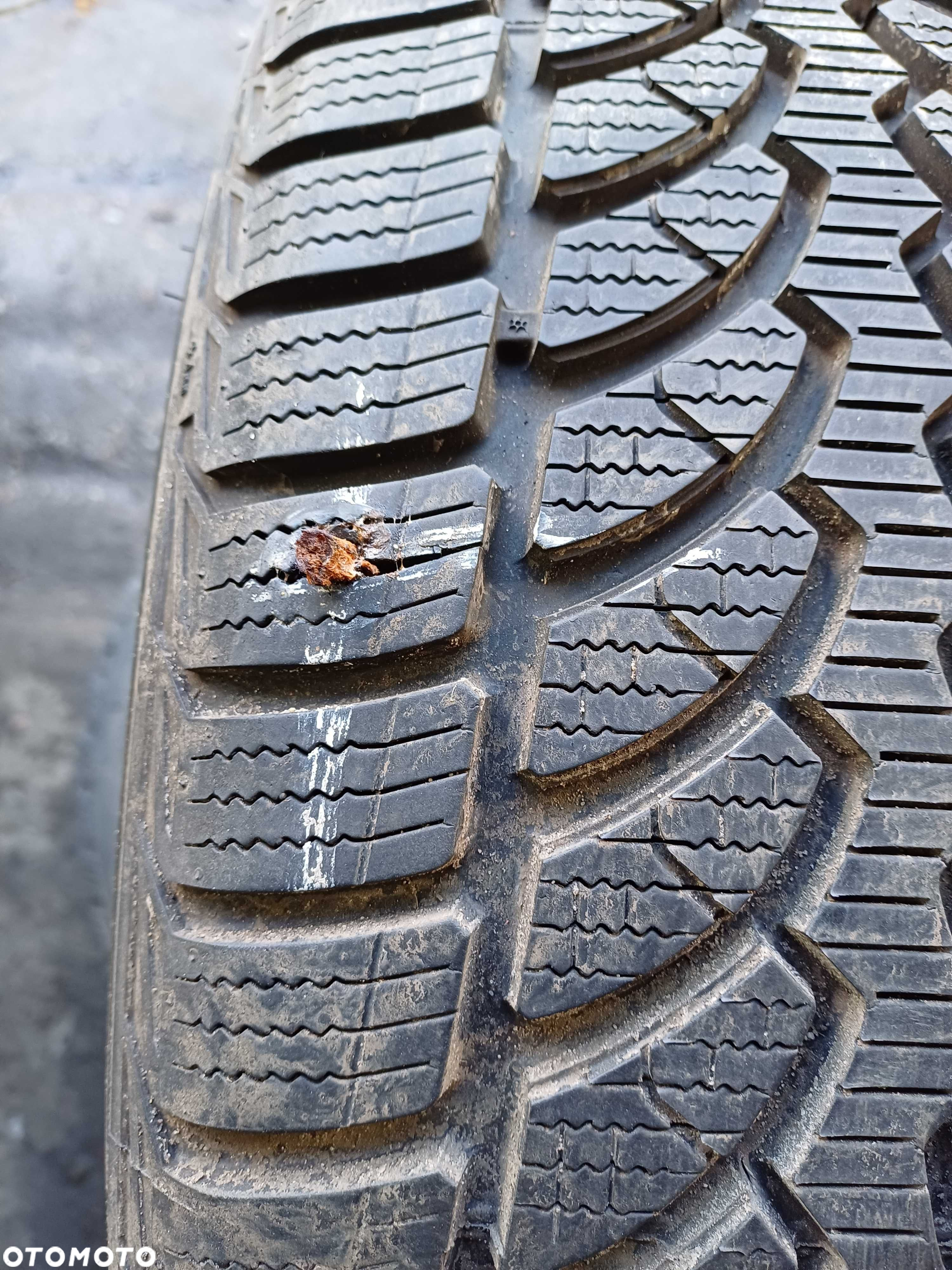Bridgestone Blizzak LM32 225/50 R17 94H 2020r - 3