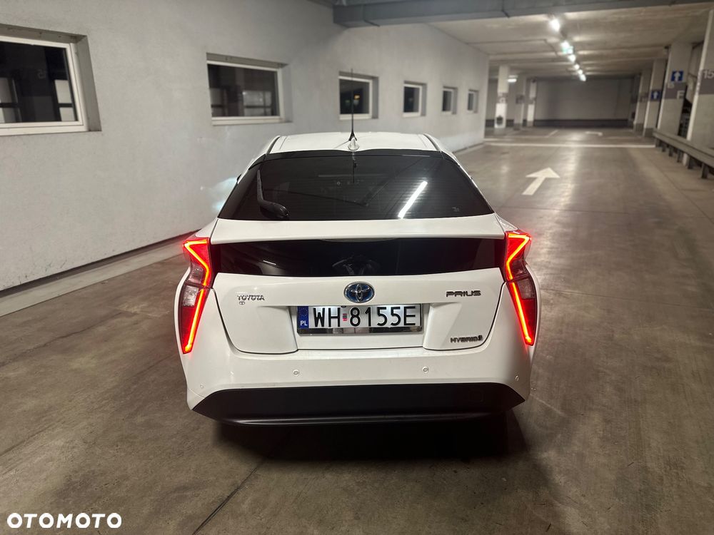 Toyota Prius 1.8 Hybrid Executive - 8
