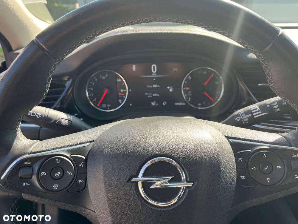 Opel Insignia 1.5 T Exclusive S&S - 20