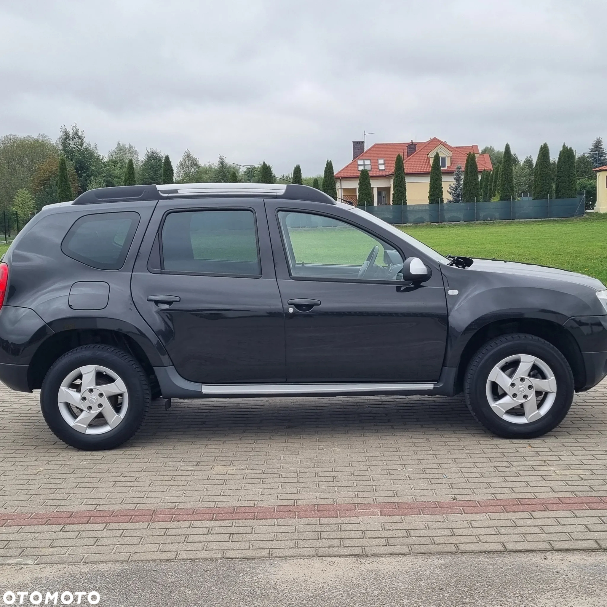 Dacia Duster 1.6 16V 105 4x4 Prestige - 10