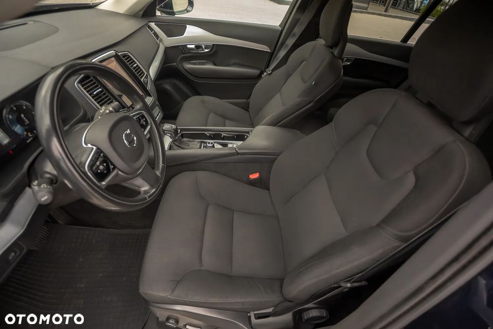 Volvo XC 90 D5 AWD Geartronic Momentum - 18