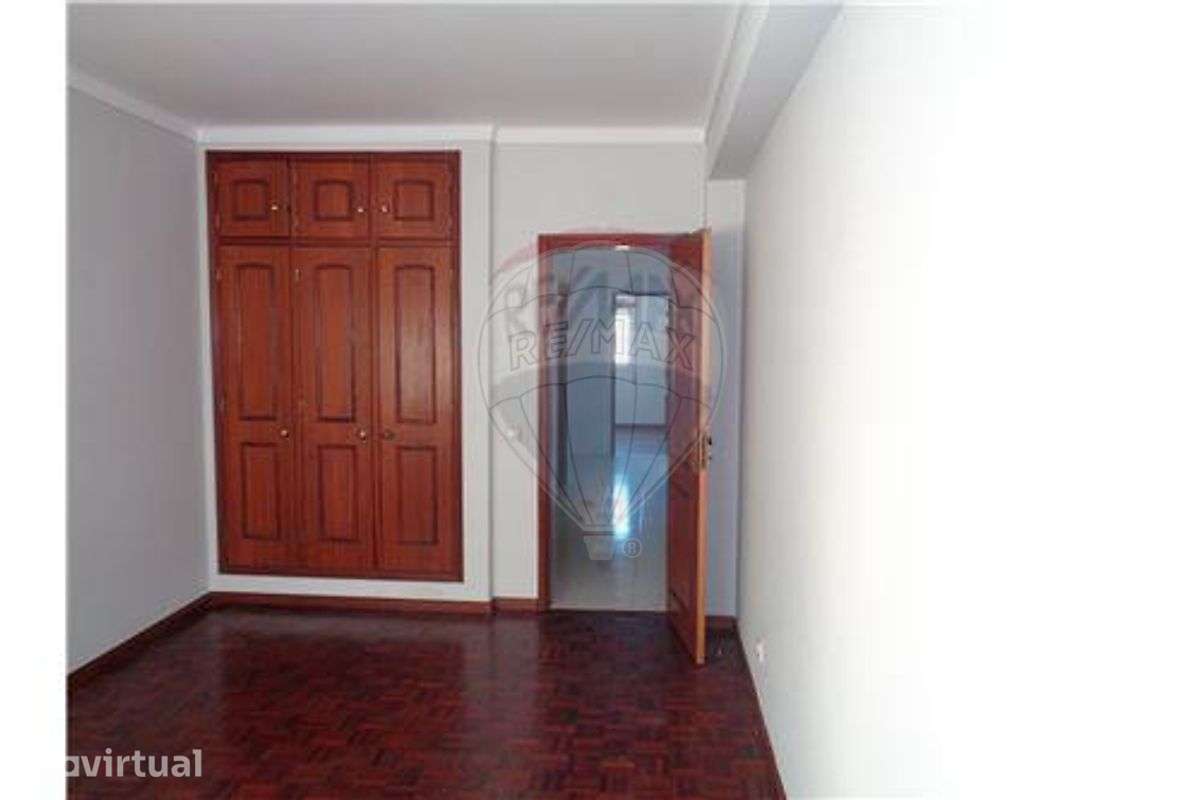 Apartamento T3 para arrendamento - Grande imagem: 2/16
