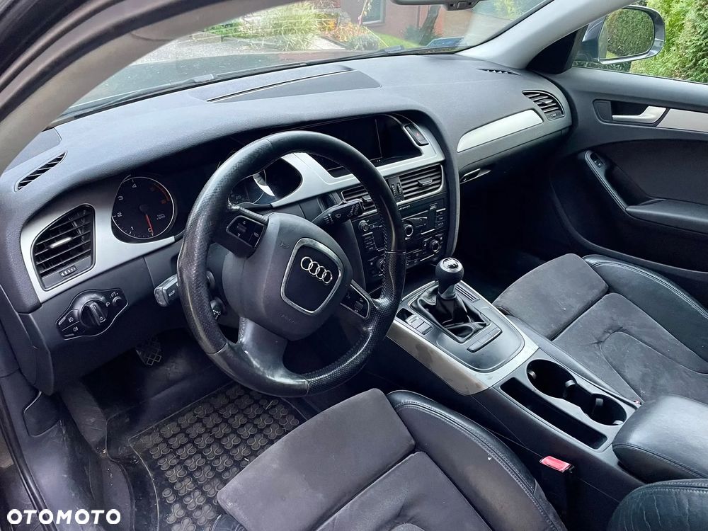 Audi A4 Avant - 9